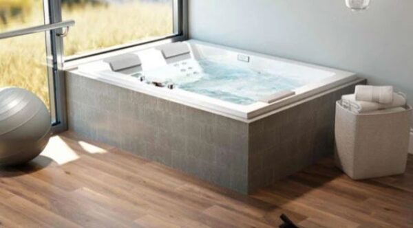 The simple difference between a hot tub, jacuzzi, and a spa