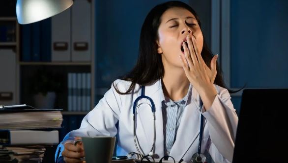 5 harmful effects of night shifts on health and how to fix