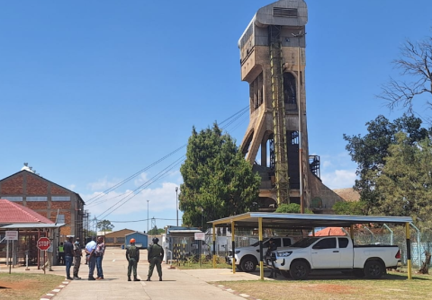 Discussion | Mining analyst David van Wyk speaks on illegal miners in Stilfontein