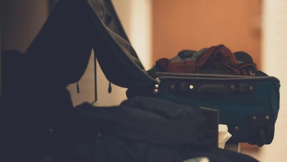 How to keep your business attire wrinkle-free while travelling
