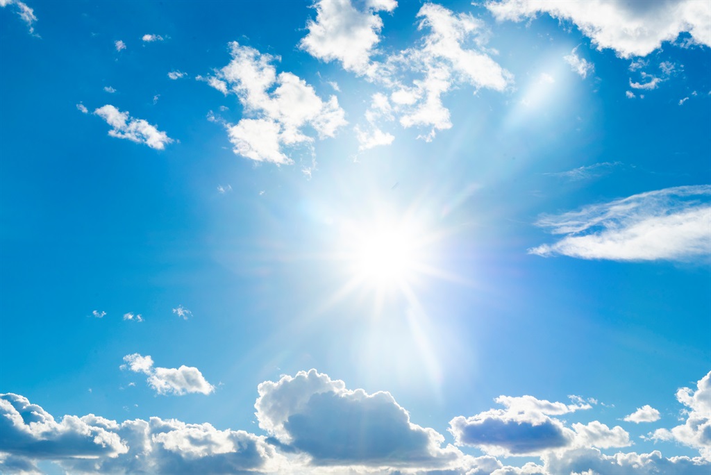 News24 | Thursday’s weather: Hot, windy with scattered showers in some areas, but cloudy conditions elsewhere