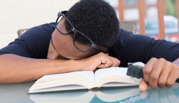 7 unhealthy behaviour patterns that stop growth in life