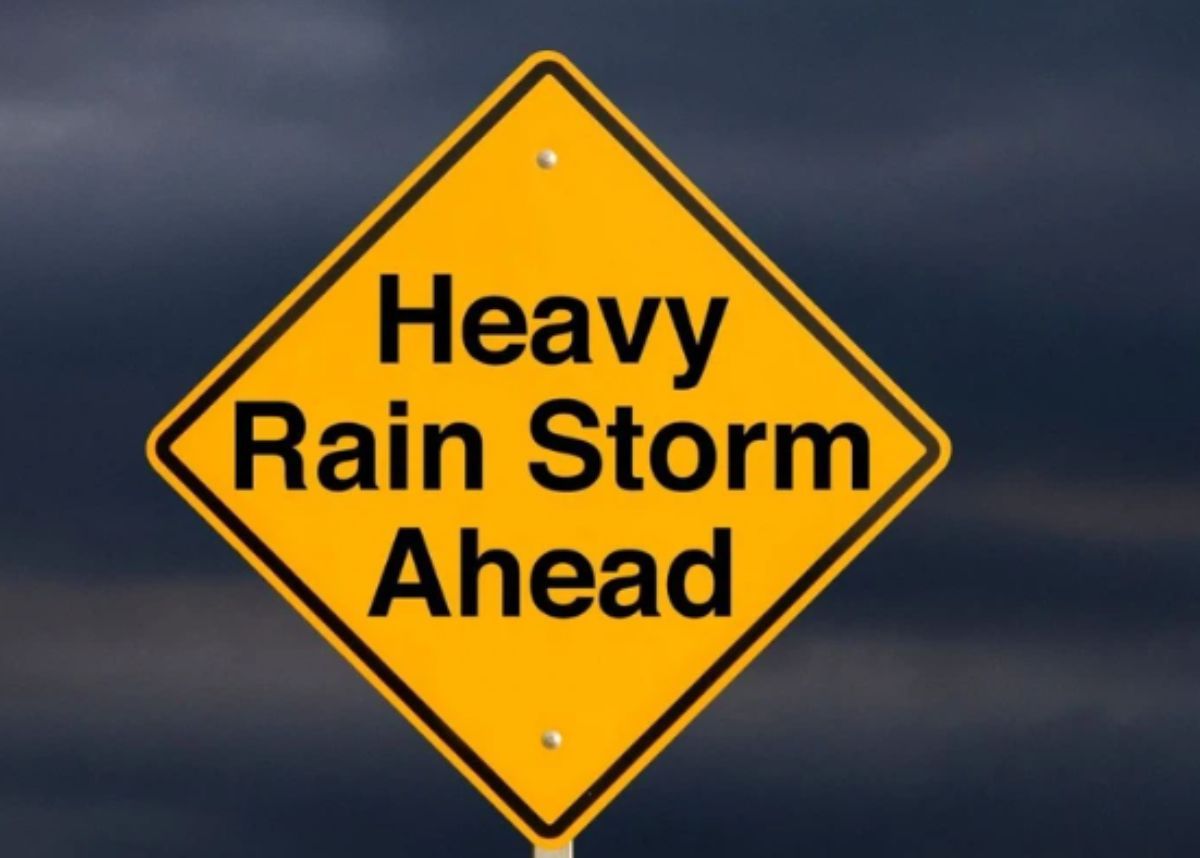 WEATHER: Severe storms with heavy rain and excessive lightning to hit FIVE provinces