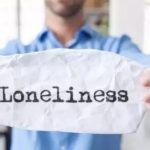 5 signs that your man is feeling lonely