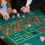 How online casinos keep players engaged