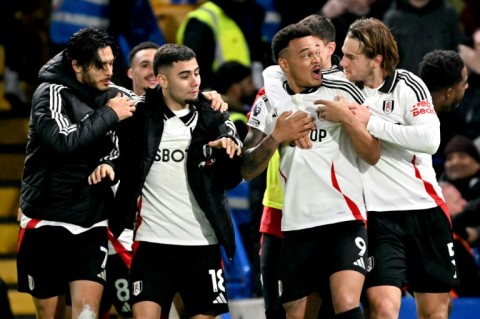 Chelsea stunned by Fulham in blow to Premier League title hopes
