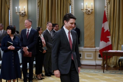 Trudeau says to resign as Canada PM