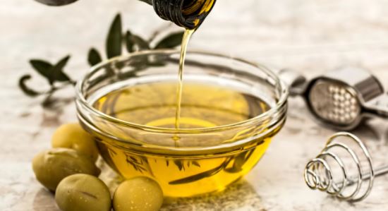 Can olive oil go bad? 6 easy ways to check its freshness