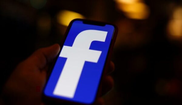 Facebook cited as reason for divorces