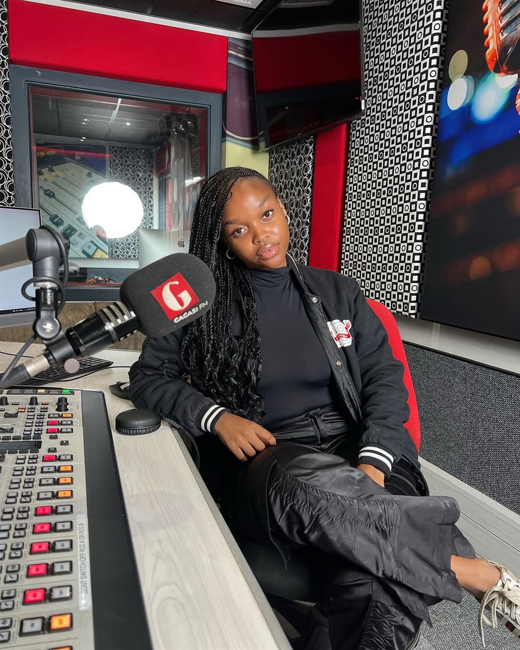 Snl24 | Uzalo actress sets record straight on Gagasi FM