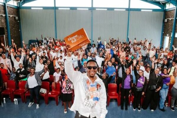 Shimza donates 2,000 shoes to disadvantaged children in Thembisa
