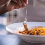 What should be the ideal gap between lunch and dinner?