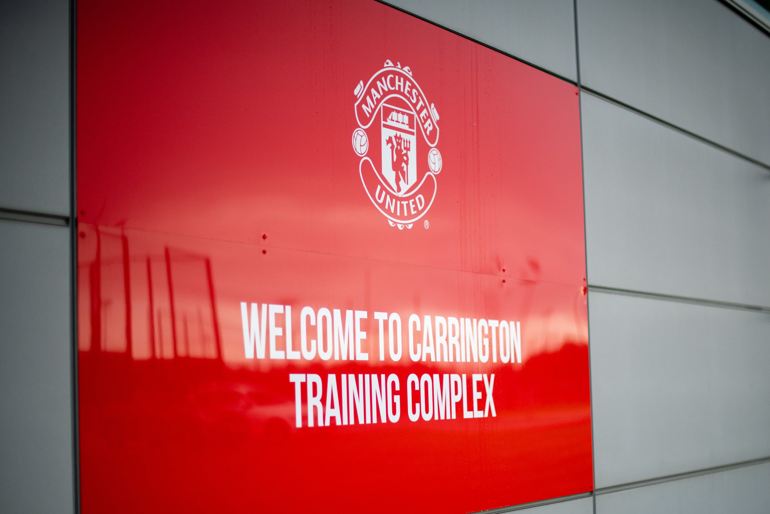 Manchester United continuing to flex ‘academy muscle’ as Arsenal defender close to joining