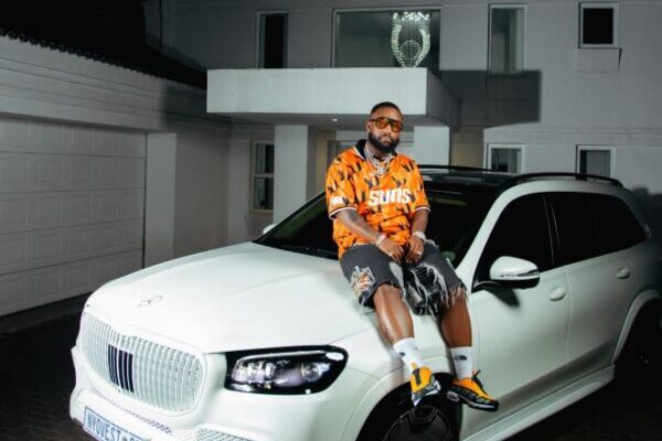 South African celebrities and their luxurious cars (Photos)