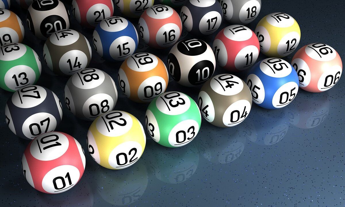 R102m Powerball winner won the Lotto before!