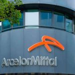 ArcelorMittal delays closing of long steel business for a month