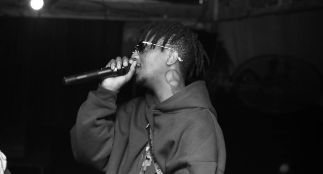 Emtee Stands Tall As ‘Wake Up’ Climbs SA Top 20 Charts