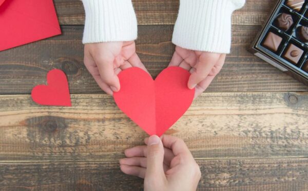 How different countries around the world celebrate Valentine’s Day