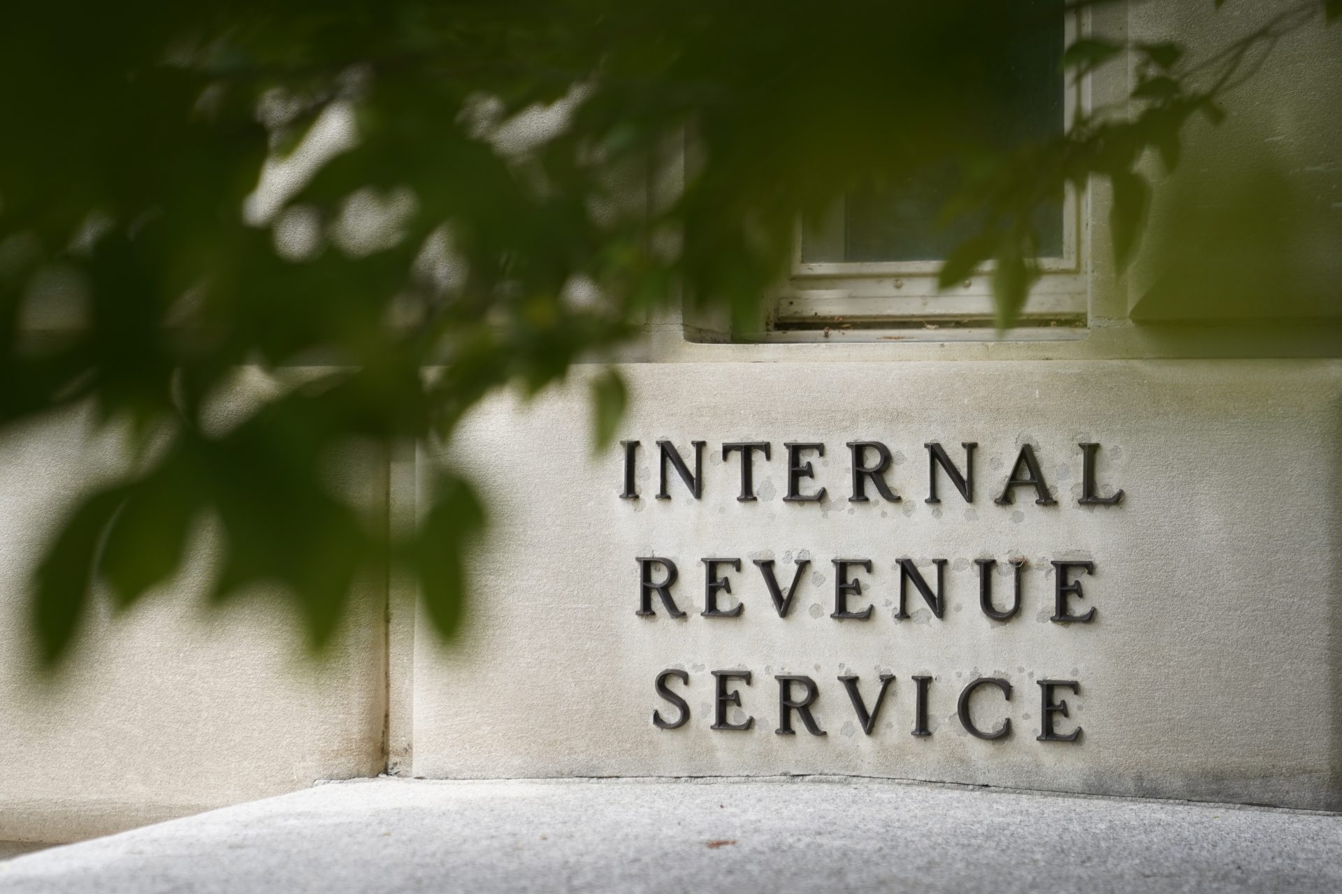 Yikes! IRS Plans To Lay Off Thousands Of Workers In The Middle Of Tax Season