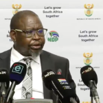 Political analysts react to the budget postponement