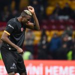 Manchester United, PSG, alert as transfer expert gives update on Osimhen’s future