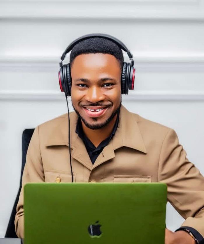 Ashantis Will Never Treat Him Like That – Netizens React as Kofi Adoma Allegedly Abandoned by Dormaahene After Being Shot