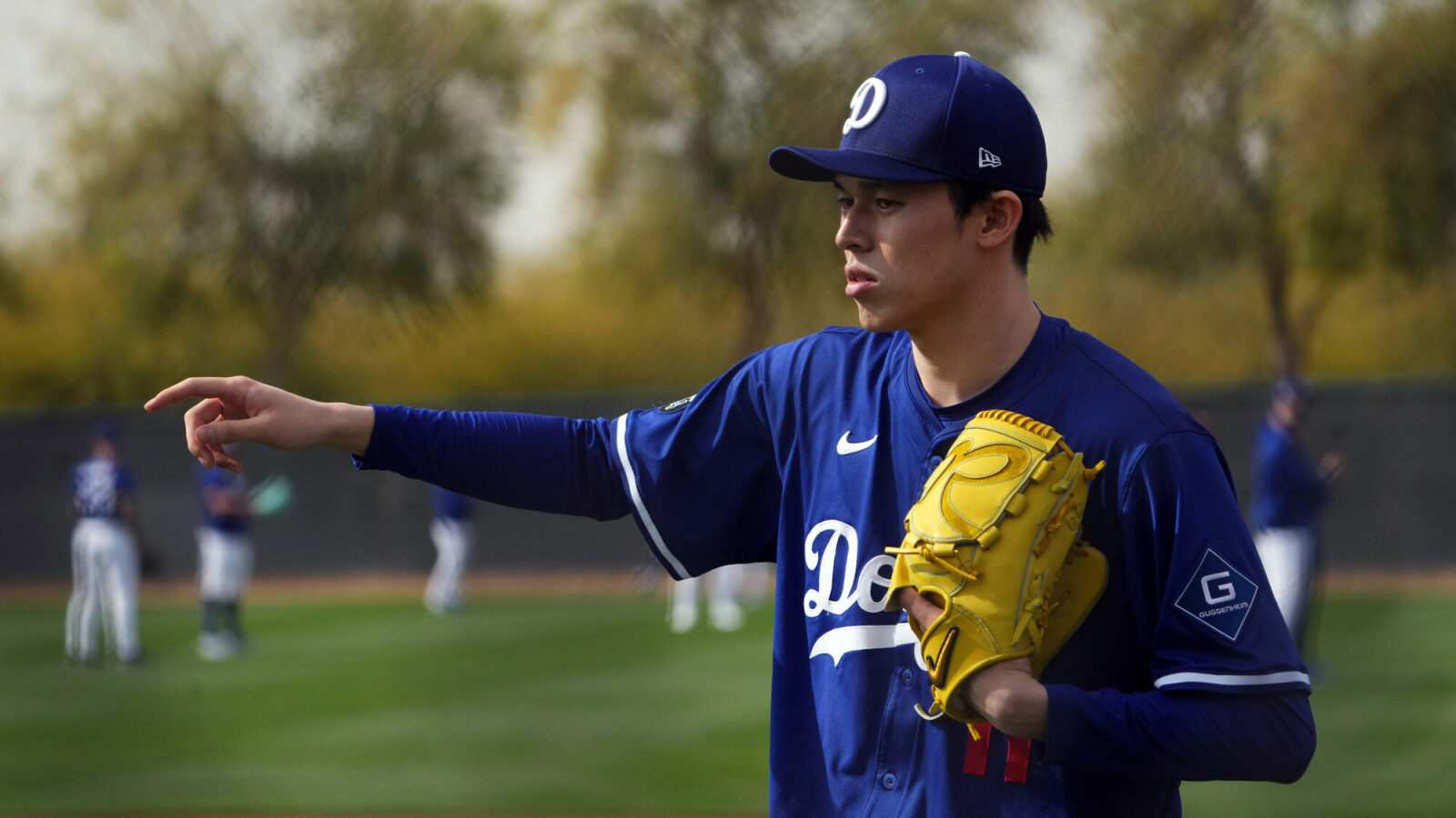 Roki Sasaki drew a huge crowd at Dodgers’ spring training