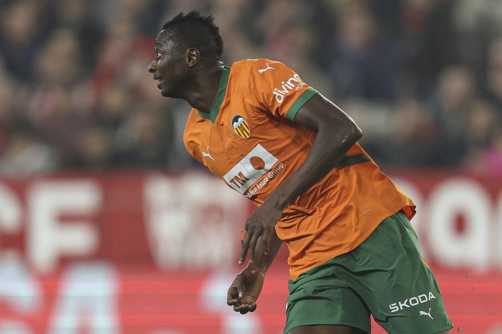 Ex-Real Madrid striker advises Valencia coach to bench Sadiq Umar for 7-goal Spanish star