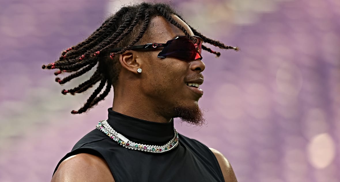 Purple Rumor Mill: Justin Jefferson’s Trade Endorsement, Aaron Rodgers, Darnold & NYJ