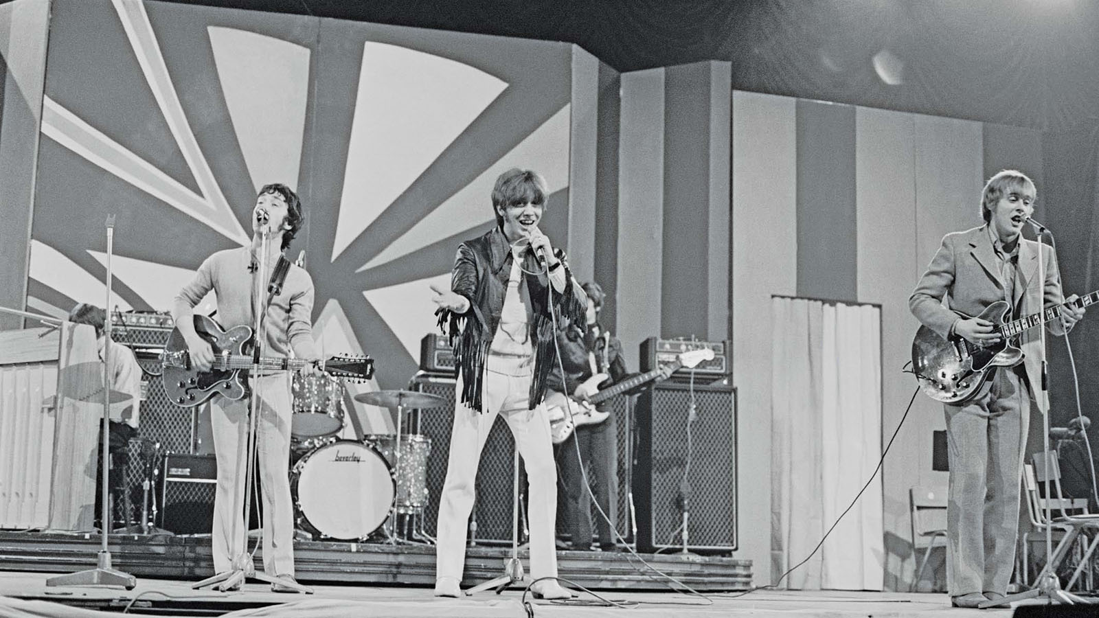 “George was into some crazy things. He’d tell me the D string annoyed him. The G string, too. ‘Too sweet for rock and roll,’ he’d say”: You’ve heard of AC/DC’s Angus and Malcolm, but a third Young brother was responsible for a ’60s power-pop