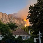 Table Mountain hiking trails closed due to active fire in Kirstenbosch