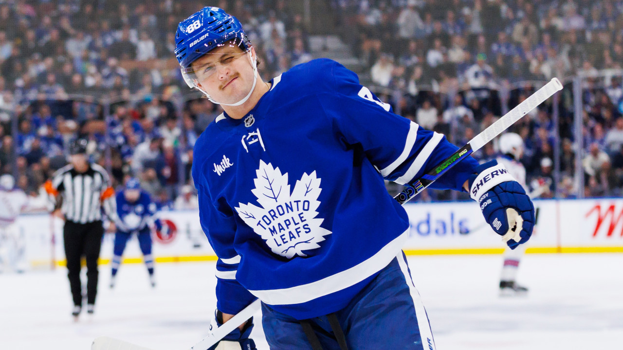 Maple Leafs’ Nylander misses OT vs. Bruins with apparent injury