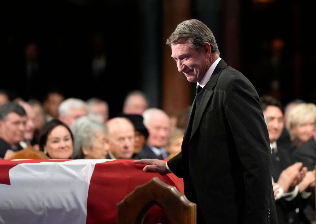 Canada is angry with Wayne Gretzky (and it’s not fading away)