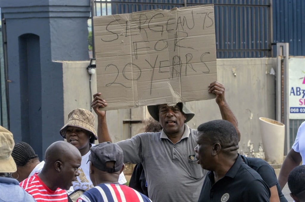 Snl24 | WATCH: Gatvol cops demand promotions!