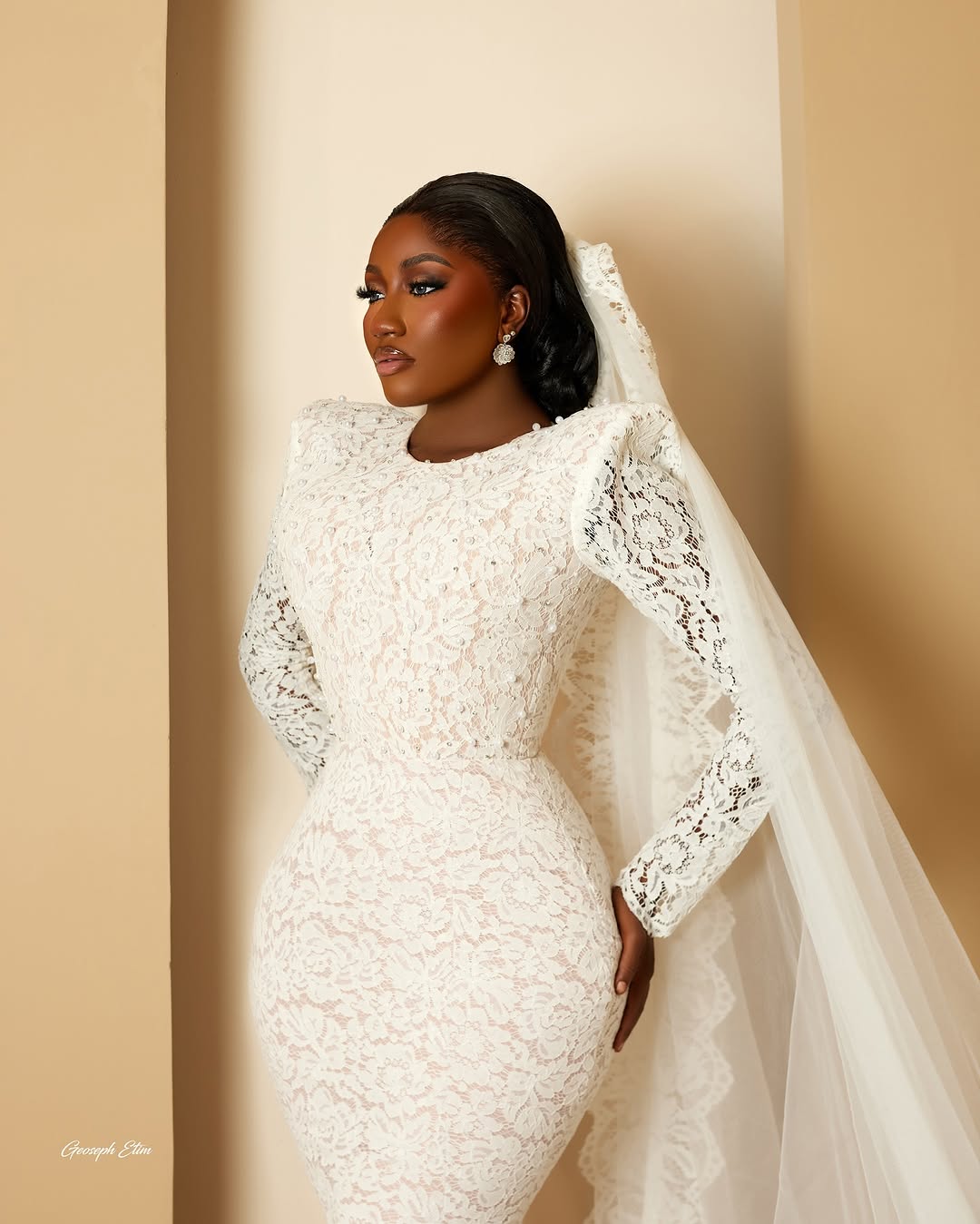 Embrace Elegance on Your Big Day With This Lovely Inspo