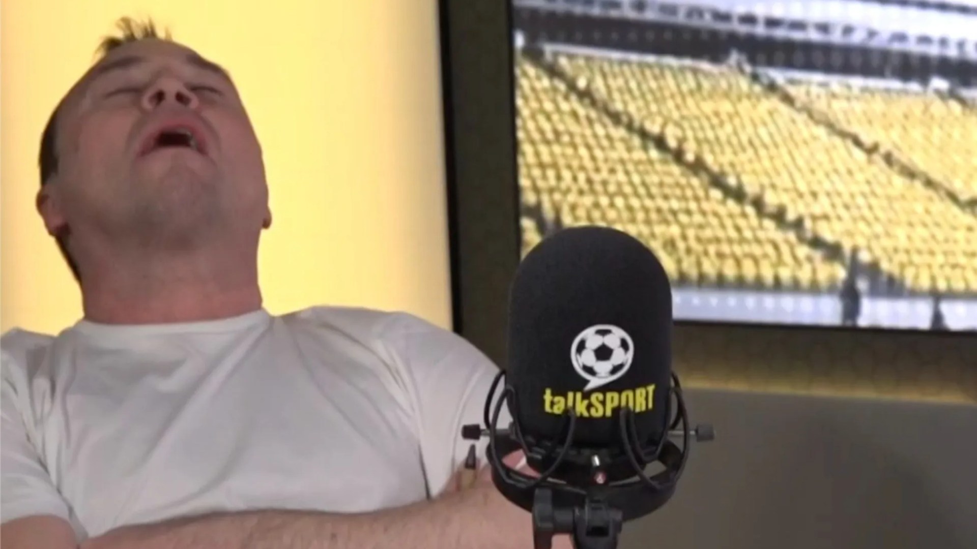 Jamie O’Hara doesn’t notice Jason Cundy fall asleep during brutal rant about Tottenham