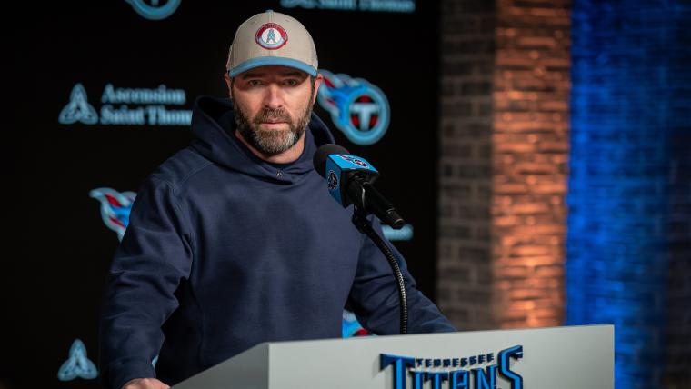 Titans predicted to sign free agent quarterback hilariously described as “mid-tier” QB