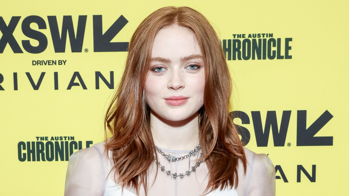 Sadie Sink “Cried So Much” on Last Day of ‘Stranger Things’: “There Are Some Pretty Embarrassing Photos”