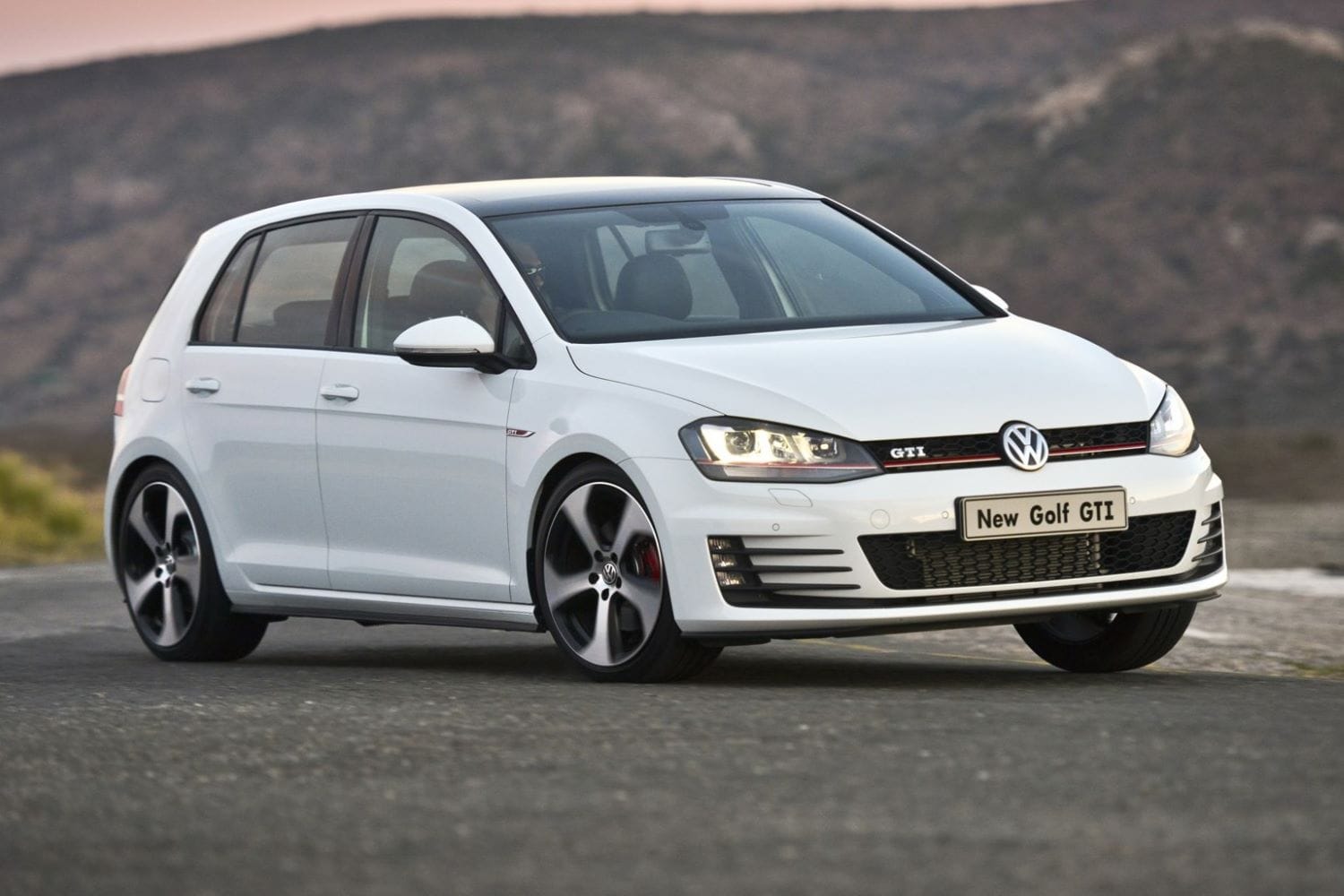 Golf GTI or BMW M140i? Used hot hatches for under R500 000