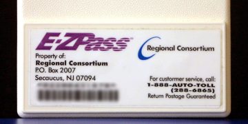 Toll Road Scam Texts: About the ‘Unpaid’ Messages & How to Spot Them