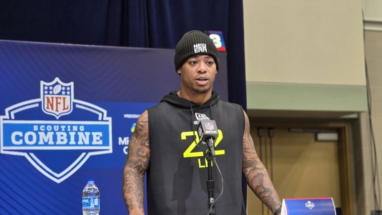 Interview: Ole Miss ILB Chris Paul Jr. Talks Being A Field General, Meeting With Steelers