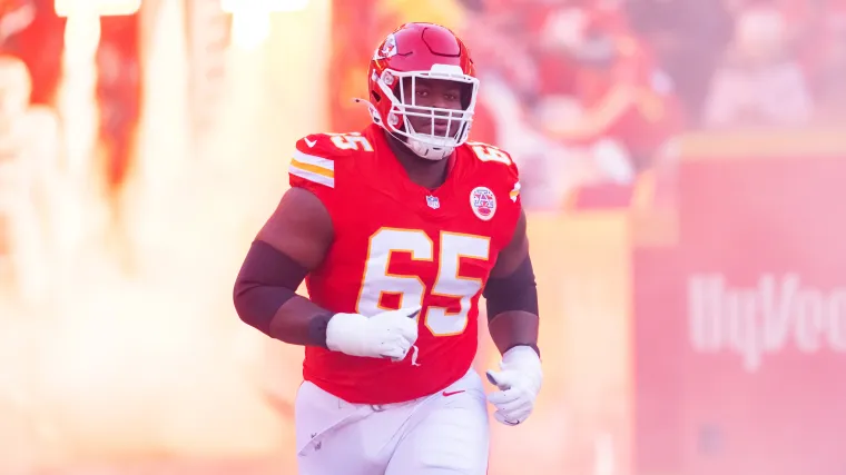 Chiefs’ Trey Smith offers honest response on future in Kansas City