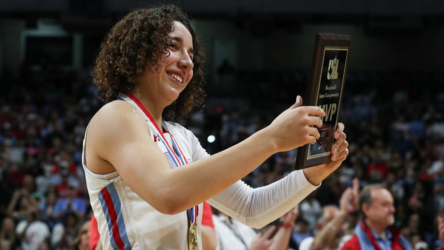 OU Basketball: Oklahoma Beats Texas, Lands No. 1 Recruit Aaliyah Chavez