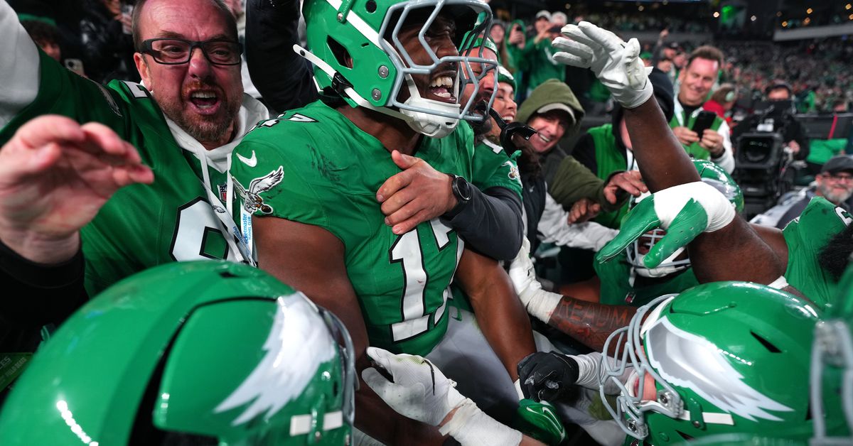 New rule means Eagles can wear kelly green uniforms twice as often next season