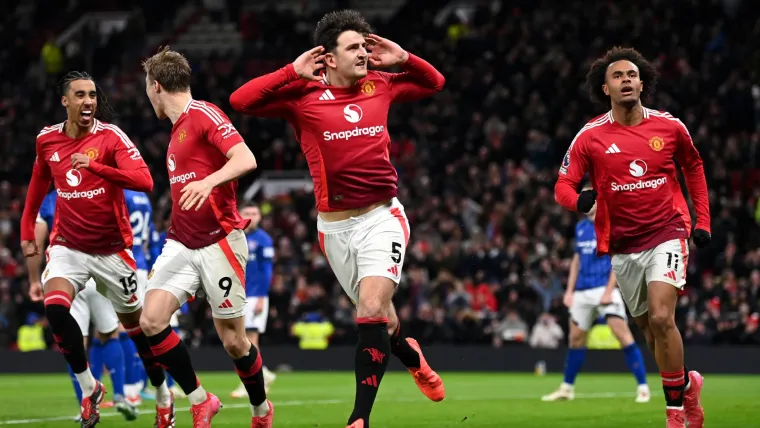 Here’s why Harry Maguire is a better striker than Rasmus Hojlund